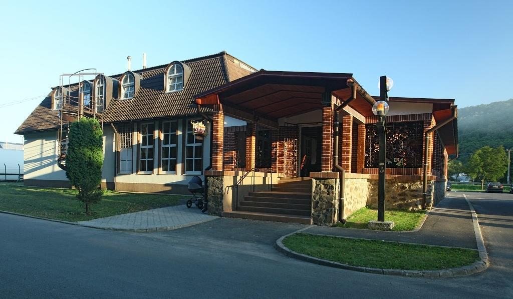 Hotel Armales Stakcin Dış mekan fotoğraf
