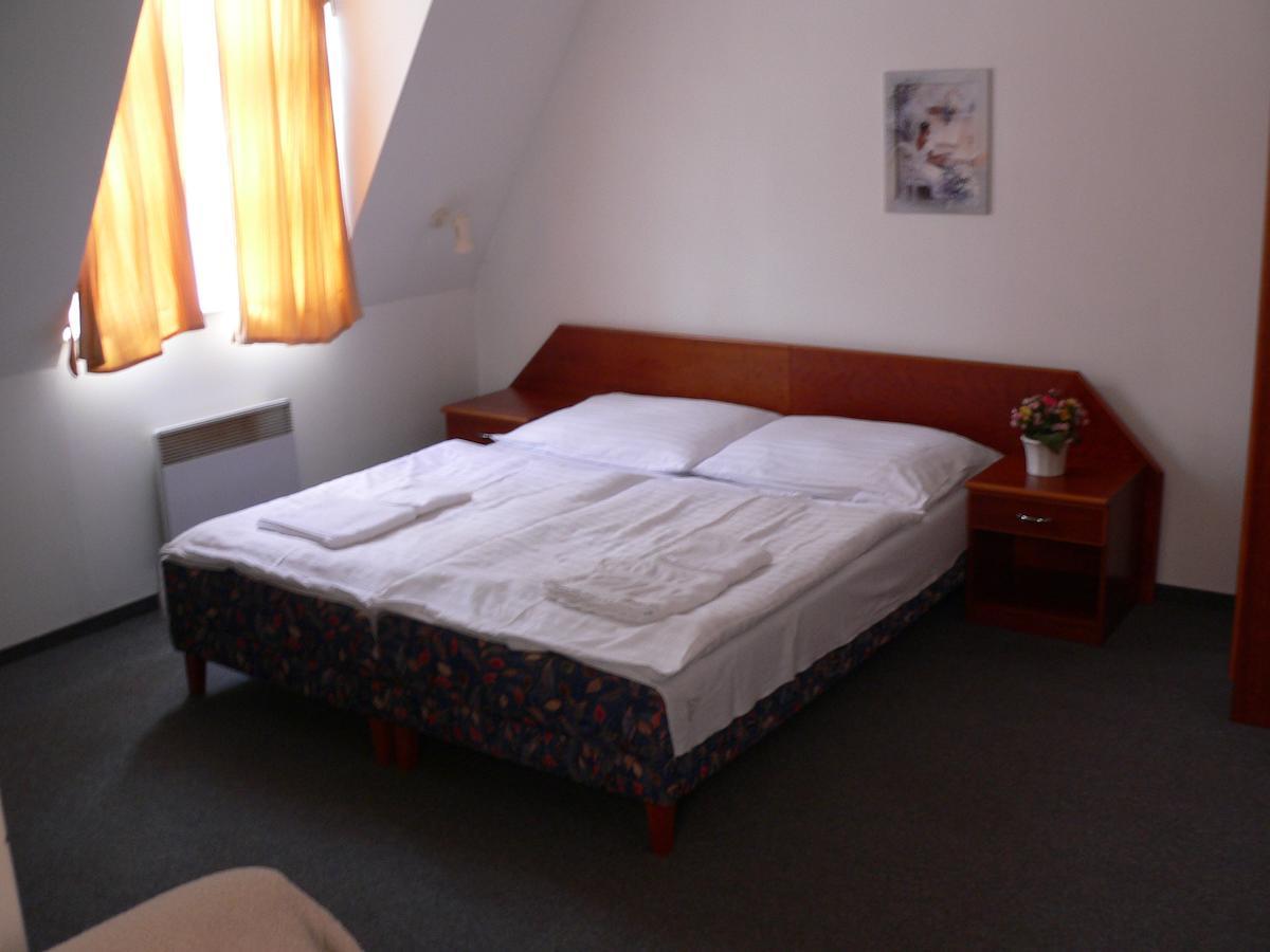 Hotel Armales Stakcin Oda fotoğraf